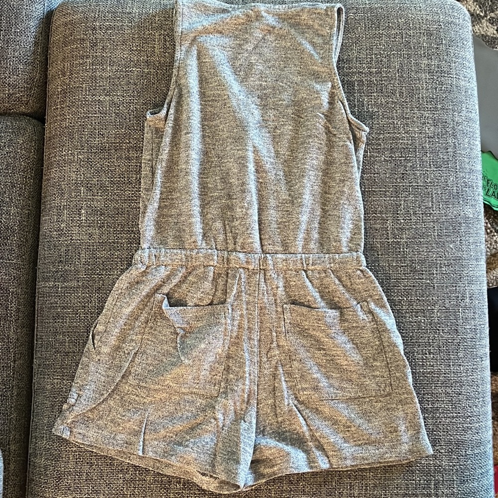 Lou & Grey Gray Sleeveless V-Neck Jersey Romper - Picture 5 of 5
